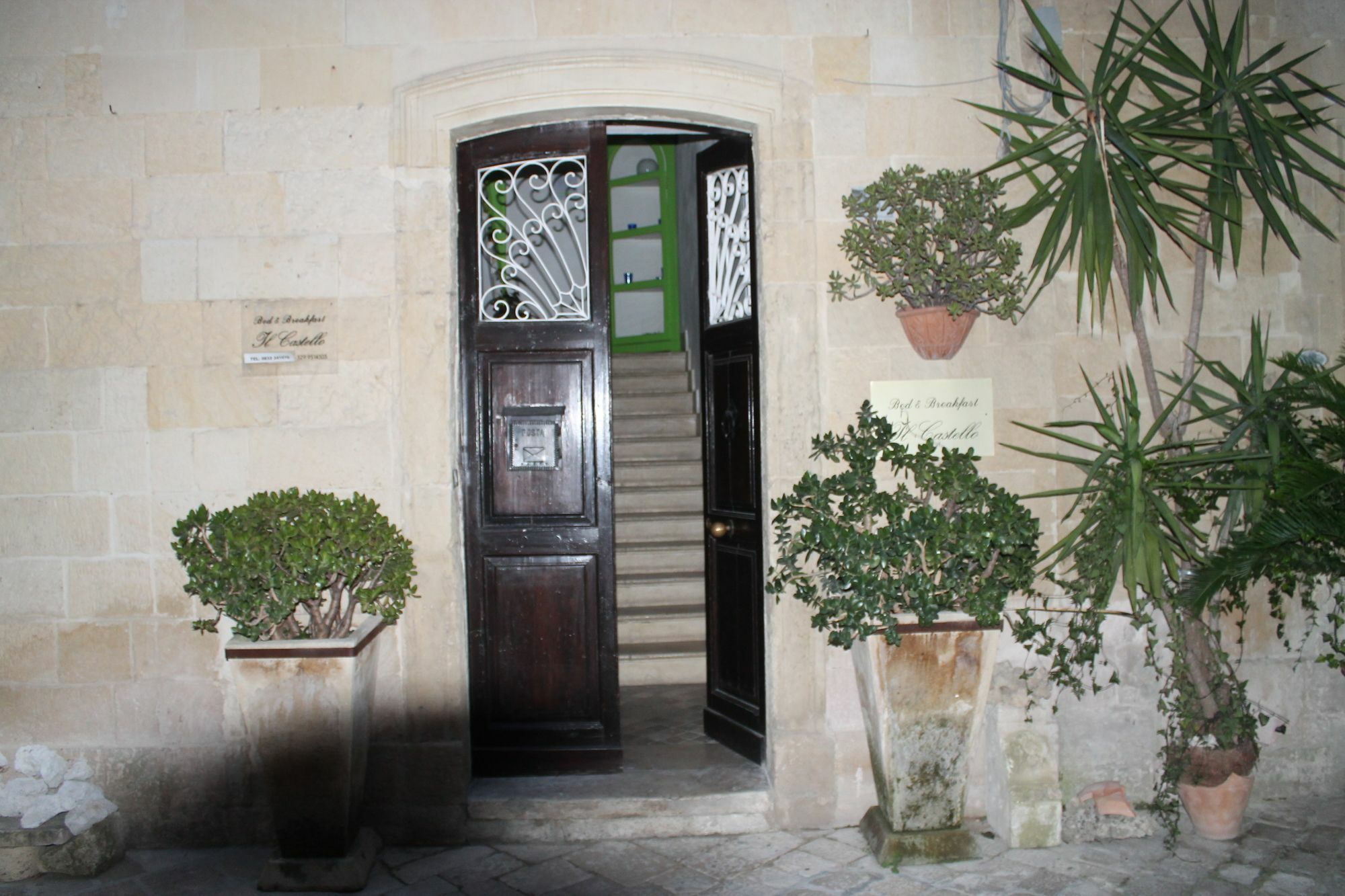 B&B Il Castello Lecce Bagian luar foto